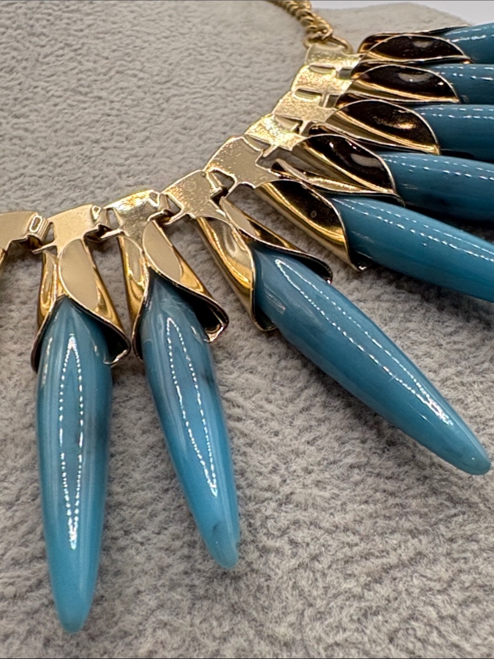 Gold-Tone Cleopatra Necklace with Turquoise Spike Accents Egyptian Style 18-21” - Picture 4 of 6